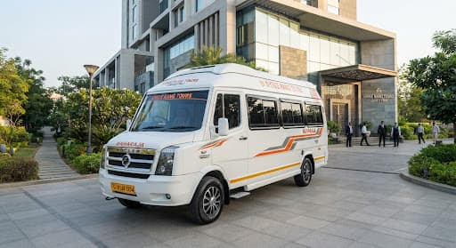 9-seater Maharaja